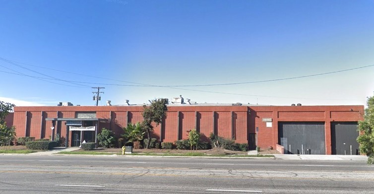 13621 South Main Street, Willowbrook, Los Angeles, CA 90 Los Angeles,CA